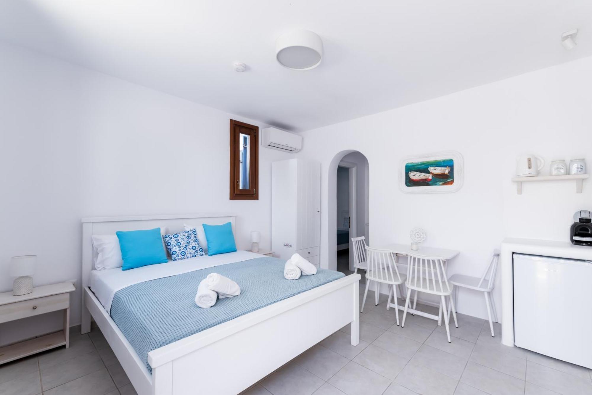 Olive Tree Mykonos Town Semi-Basement Apartment ภายนอก รูปภาพ