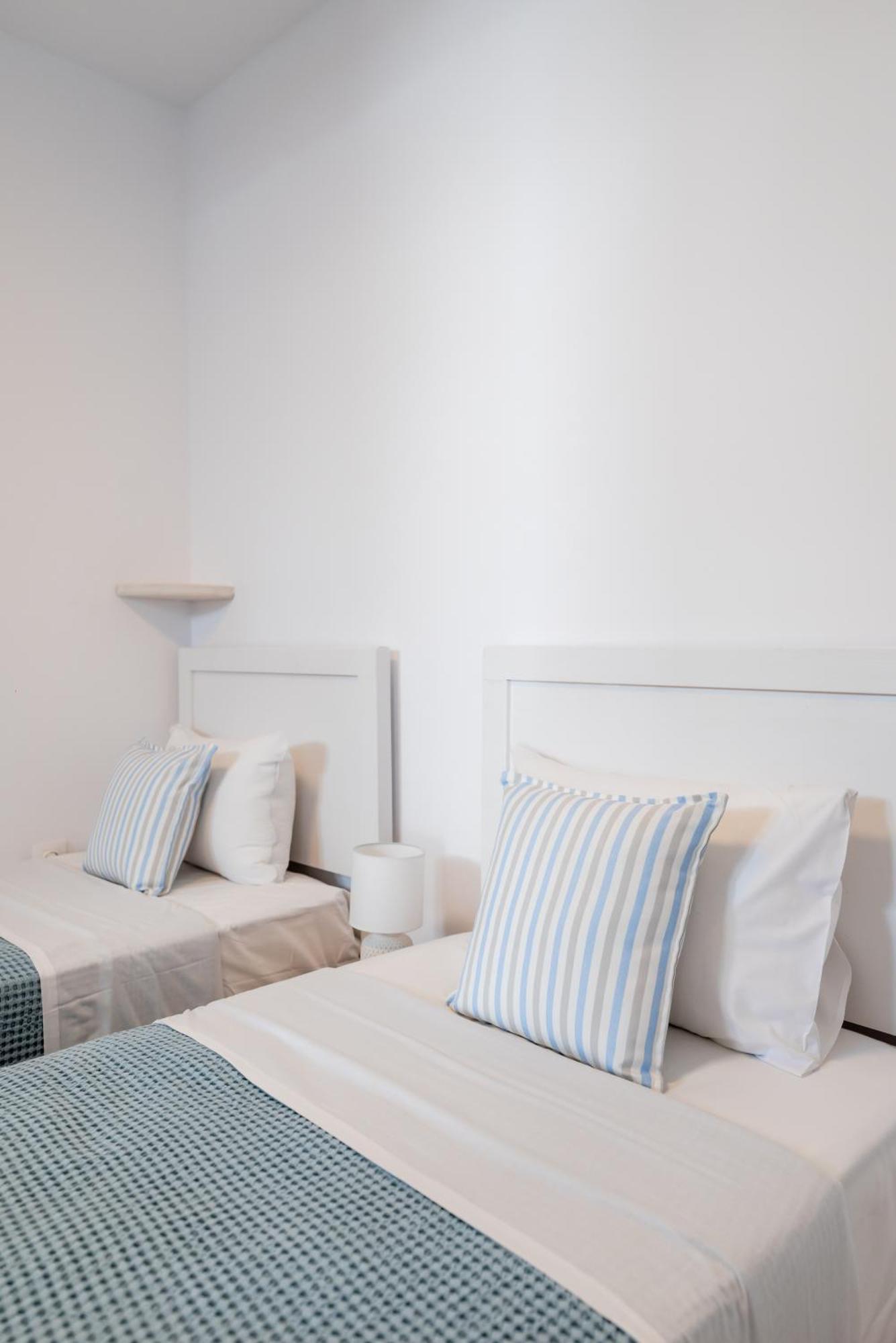 Olive Tree Mykonos Town Semi-Basement Apartment ภายนอก รูปภาพ