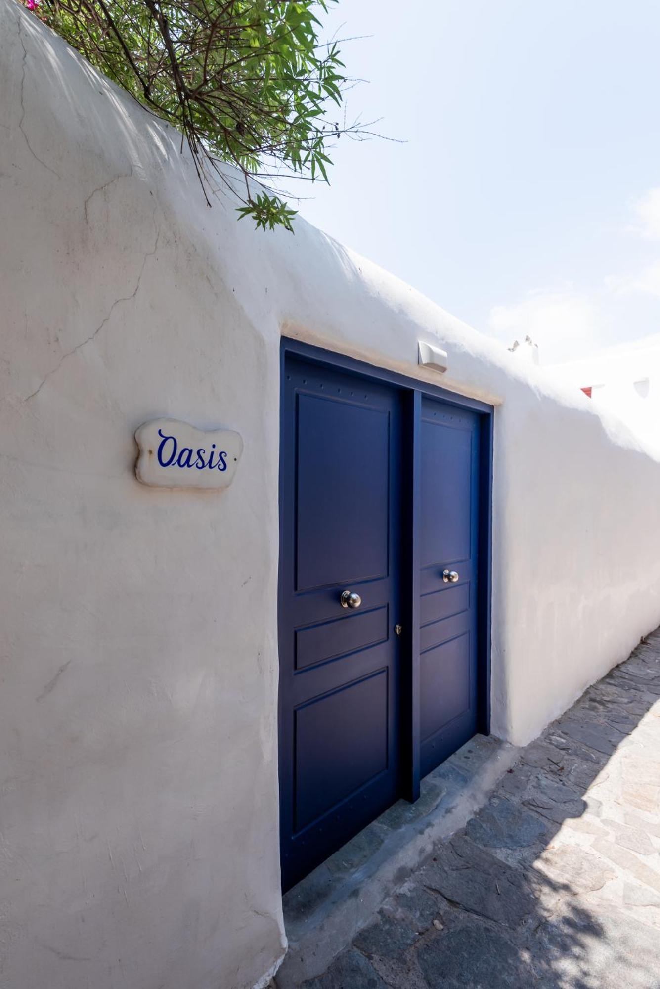 Olive Tree Mykonos Town Semi-Basement Apartment ภายนอก รูปภาพ